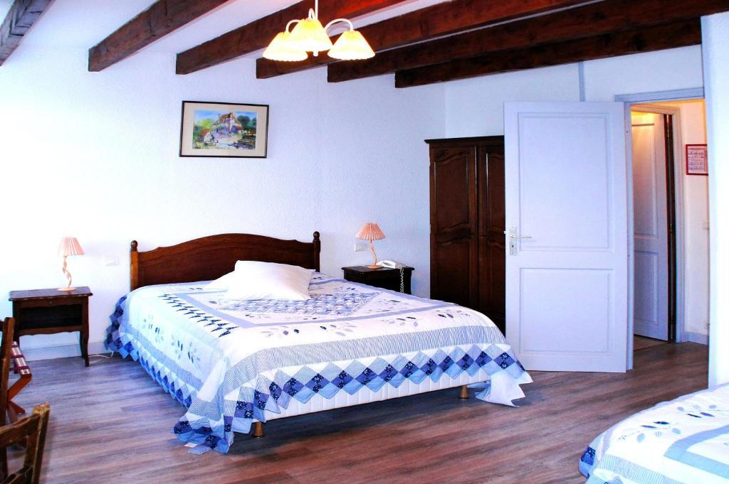 Le Fenelon Hotel Carennac Ruang foto